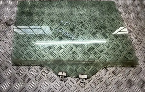 Ford B-MAX Rear door window glass