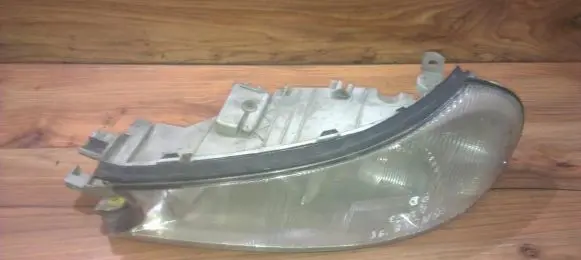 Ford Mondeo MK II Headlight/headlamp 1305235322