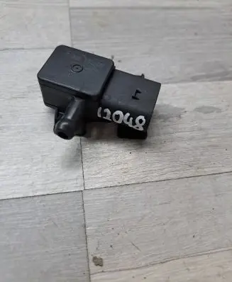BMW 5 F10 F11 Exhaust gas pressure sensor 7805152