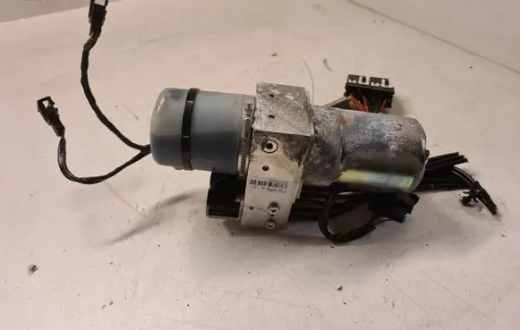 Audi A5 8T 8F Central locking vacuum pump 1485253 BA0A10300095 DAI1111068