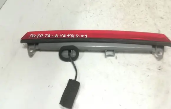 Toyota Avensis T250 Third/center stoplight
