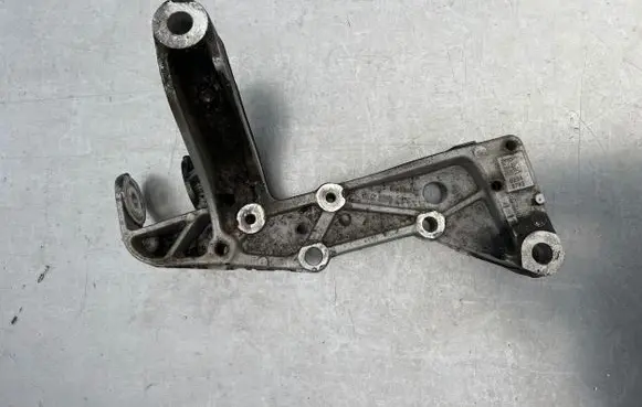 Volkswagen Touran I Front lower control arm/wishbone 1K0199296F 15092003