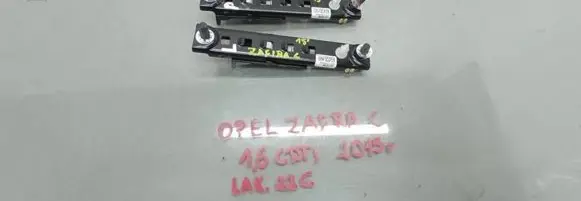 Opel Zafira C Seat belt adjustment rail 13577246