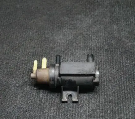 Mercedes-Benz E W212 Turbo solenoid valve