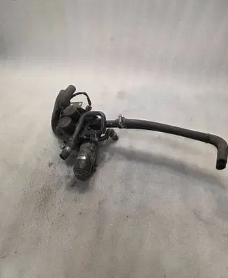 Audi A8 S8 D2 4D Coolant heater control valve 4D0959617A 1136008851