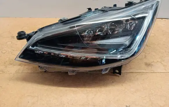 Seat Ibiza V (KJ) Headlight/headlamp 6F1941007C