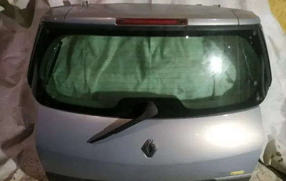 Renault Scenic II - Grand scenic II Tailgate/trunk/boot lid pilkas