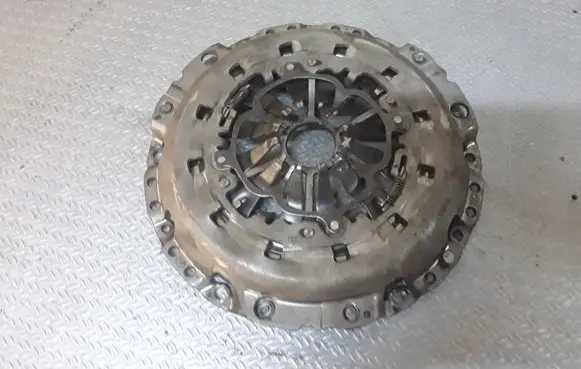 Audi A6 S6 C6 4F Pressure plate 124038810