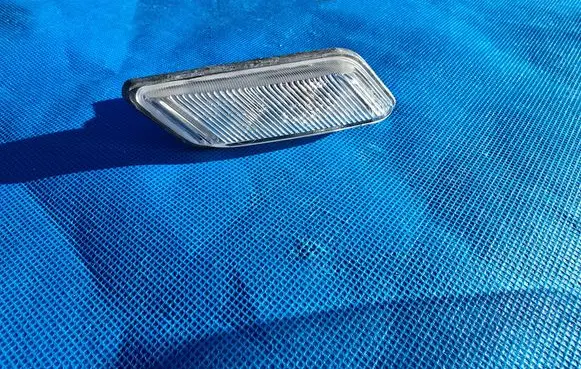 BMW Z3 E36 Front fender indicator light 2493613
