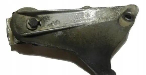 Volvo S70 V70 V70 XC Engine mounting bracket 1397889