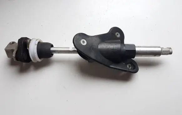 BMW X5 E70 Steering column universal joint 6796545