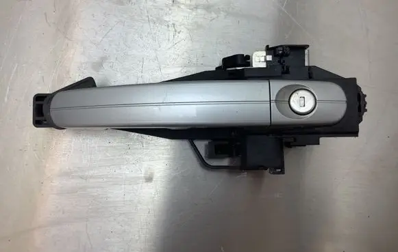 Ford Focus Front door exterior handle 