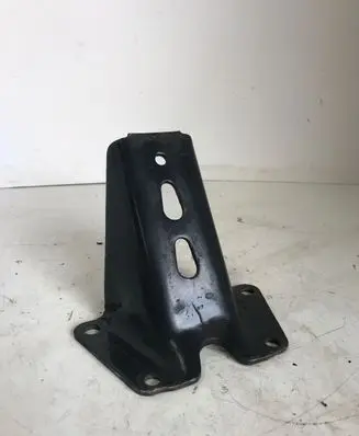 Iveco Daily 35 - 40.10 Engine mounting bracket 500339815