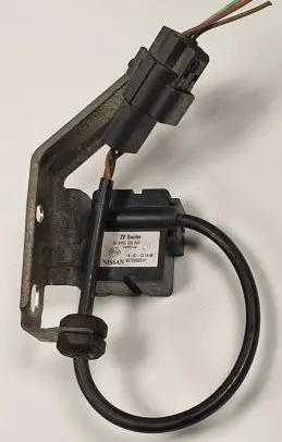 Infiniti FX Headlight/headlamp level sensor 988051CF1B