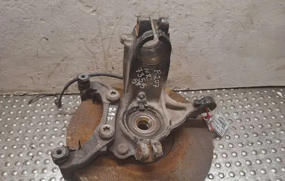 Peugeot 207 Front wheel hub spindle knuckle S14765735 5P5