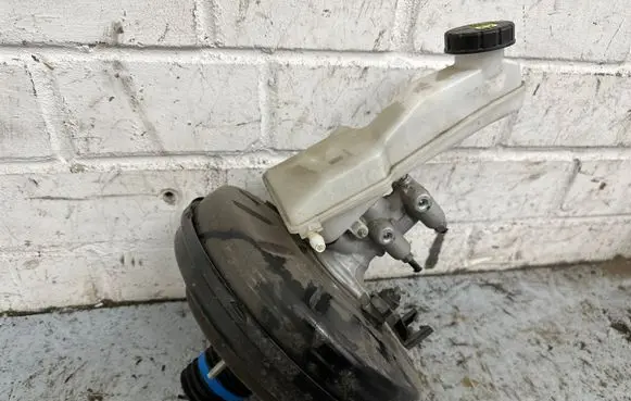 Opel Mokka B Brake booster 9824391180