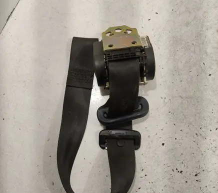 Peugeot 406 Front seatbelt ZU06490240