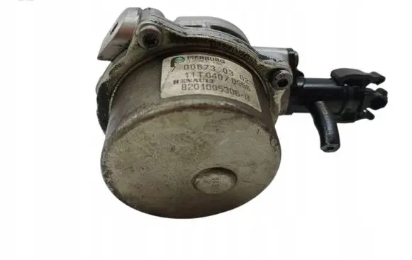 Renault Clio III Vacuum pump 8201005306B