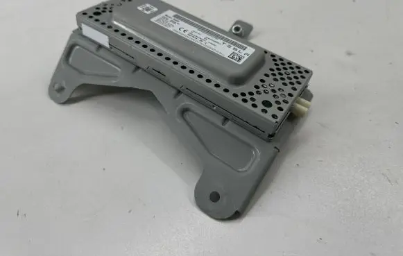 Tesla Model Y Other devices 152797400C A04210190000FG