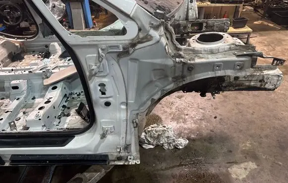 BMW 2 F45 Front quarter panel 