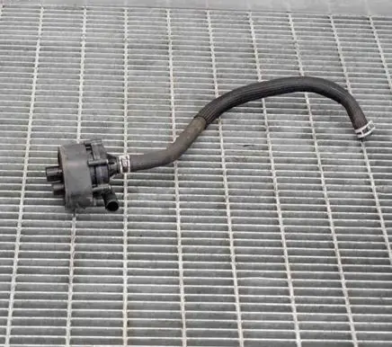 Tesla Model X Electric auxiliary coolant/water pump 103732700F