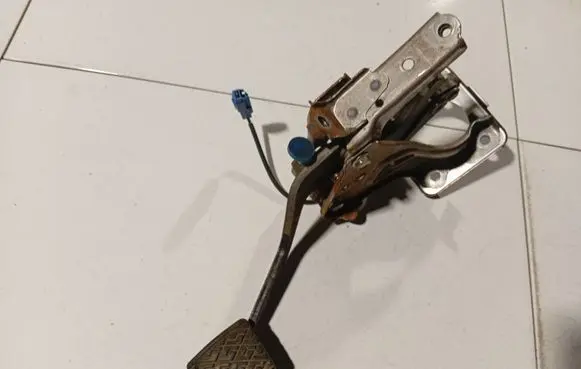 Brake pedal