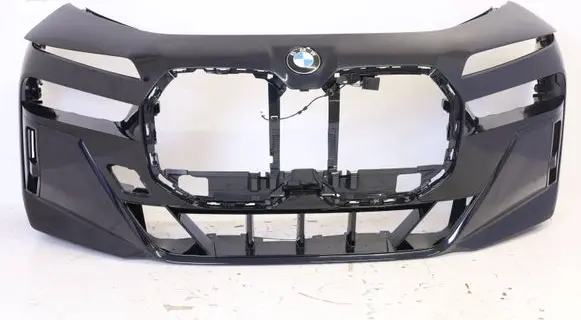 BMW 7 G70 Front bumper 87654322