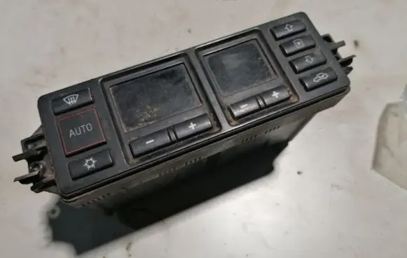 Audi A4 S4 B5 8D Climate control unit 8L0820043B