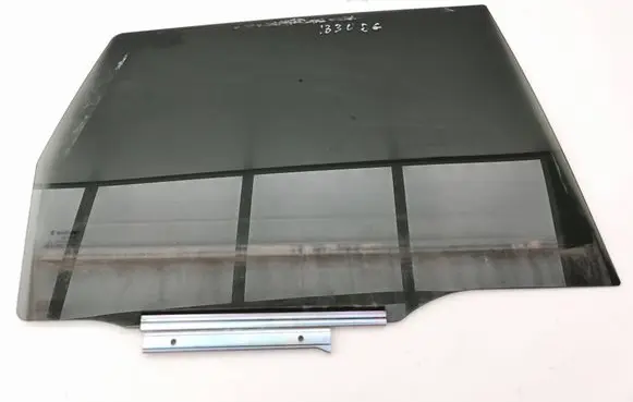 Suzuki Vitara (LY) Rear door window glass
