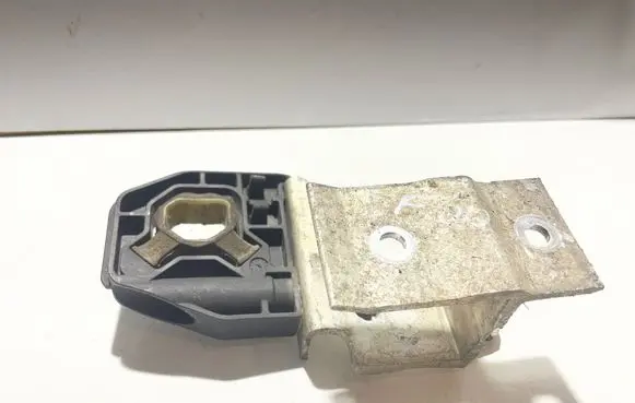 BMW 3 F30 F35 F31 Radiator mount bracket 14532410