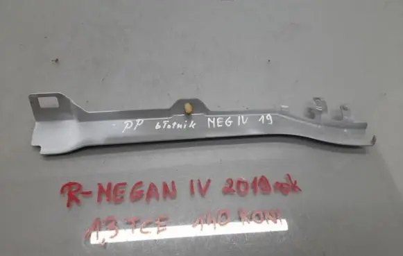 Renault Megane IV Fender mounting bracket 631226346R