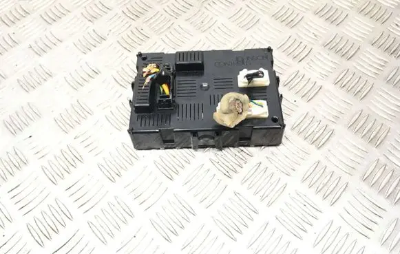 Nissan Note (E11) Comfort/convenience module 284B29U01A 00212081 BCML2NK