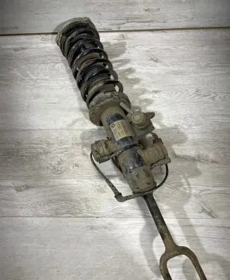 BMW 5 F10 F11 Front shock absorber with coil spring 6796977 F11V022VA 10541310