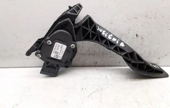 Opel Insignia A Accelerator throttle pedal 123237356DH