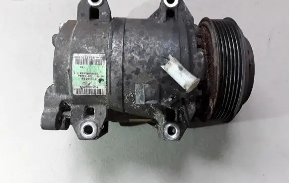 Volvo XC90 Air conditioning (A/C) compressor (pump) 31308259