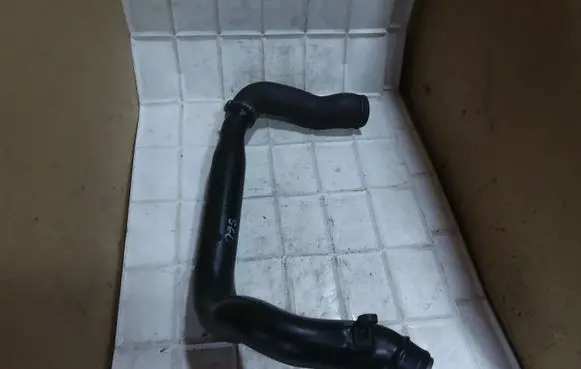 Volvo S60 Intercooler hose/pipe 30647918