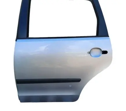 Volkswagen Polo IV 9N3 Rear door 6Q6833311
