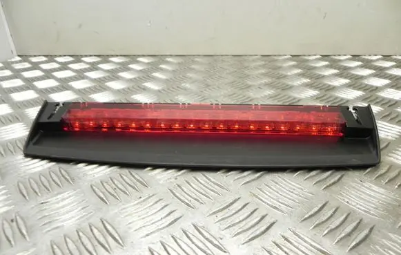 Audi A6 S6 C7 4G Third/center stoplight 4G5945097A T6471