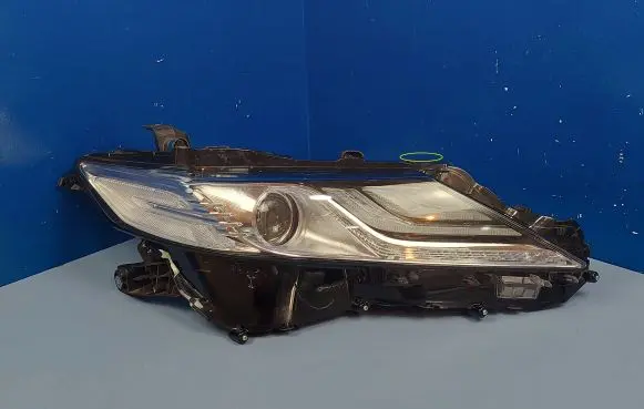 Toyota Camry VIII XV70 Headlight/headlamp 8114533E11