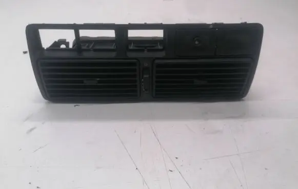 Volkswagen Golf IV Dash center air vent grill 1J0819728C 1J0819736C