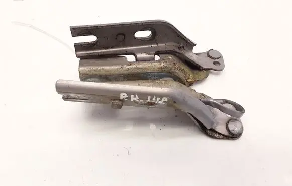 Citroen Xsara Engine bonnet/hood hinges