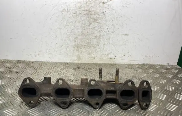 KIA Sorento Exhaust manifold
