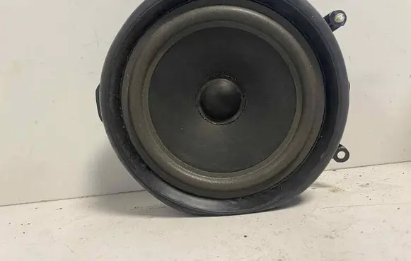 Audi A4 S4 B7 8E 8H Front door speaker 8E0035411 6424125