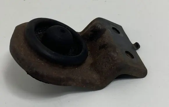 KIA Ceed Radiator mount bracket