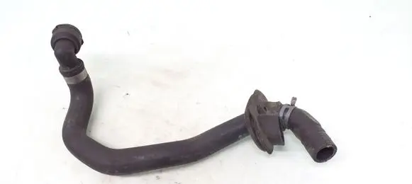 Volkswagen PASSAT B5.5 Engine coolant pipe/hose 8D0819373N
