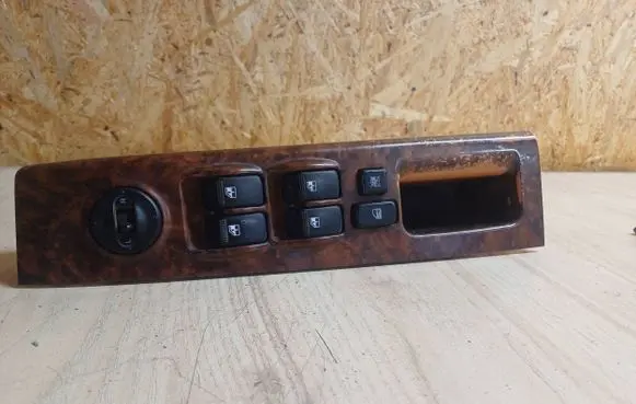 KIA Sorento Electric window control switch 478490B