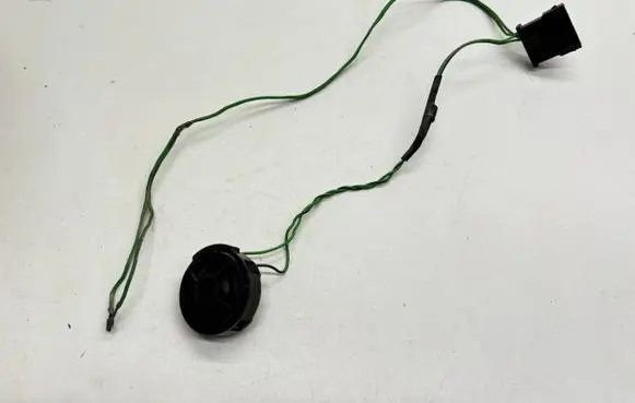 Audi A3 S3 8L Front door speaker 8L0035399