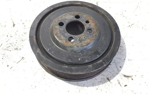 Volkswagen Touran I Crankshaft pulley 03G105245