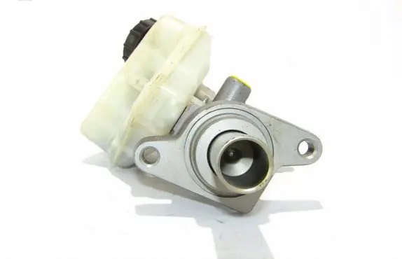 Volvo V70 Master brake cylinder