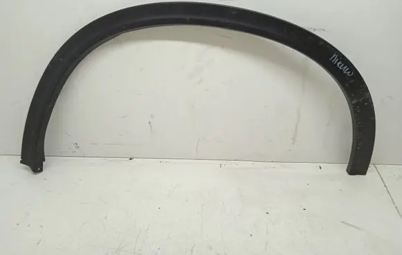 Front arch trim